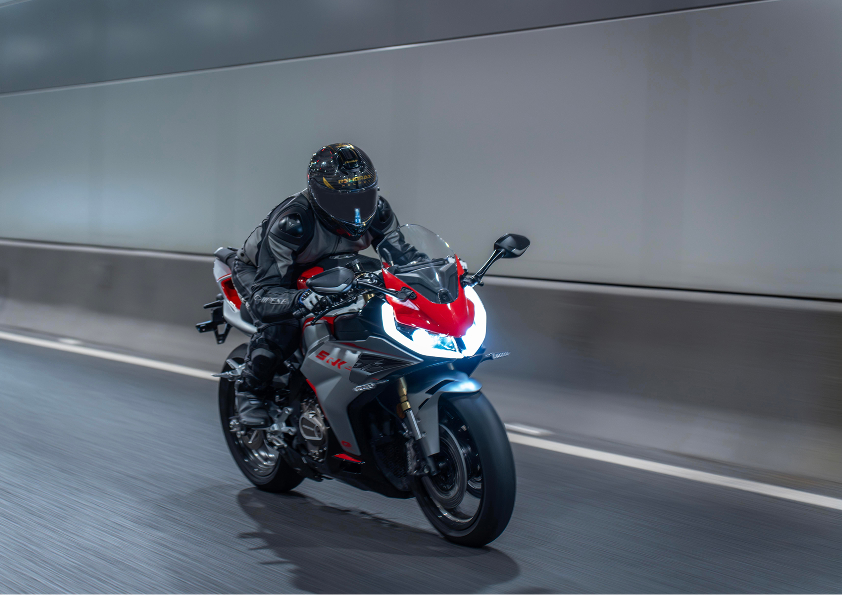 Moto QJ 4